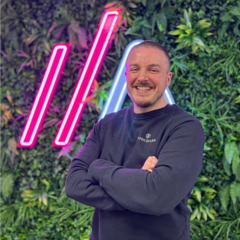 Photo of Elliott Clarkson, VP Global Marketing @ Amplifi